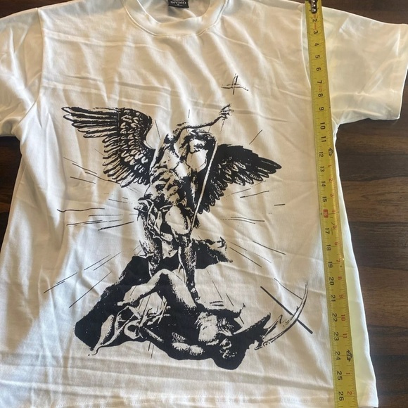 SOLD Saint Divino Saint Michael the Archangel Angel Warrior T-Shirt L - Picture 6 of 6